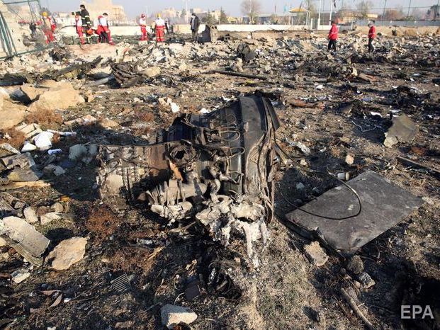 Следователи из Канады прибыли на место крушения украинского самолета в Иран