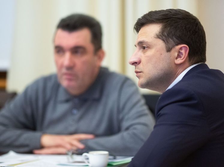 ﻿Зеленський вирішив відкликати законопроєкт про децентралізацію, Україна повернеться в ПАРЄ. Головне за день