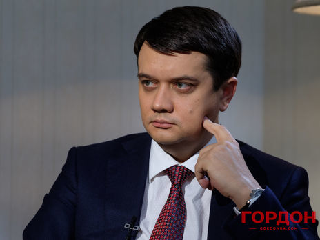 Разумков: Когда мы сравниваем зарплату главы Верховной Рады Украины и его коллег, то здесь – $1,5 тыс., а в Европе – до $50 тыс.