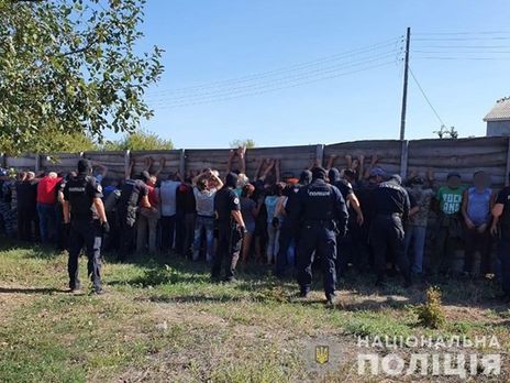 Женщине, которая в прямом эфире препятствовала работе журналистов 