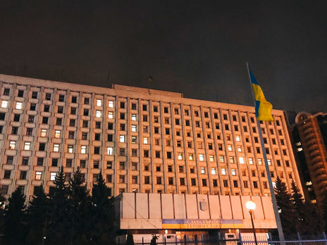 В здании ЦИК погиб сотрудник Управления госохраны. Правоохранители не исключают самоубийство
