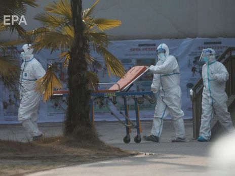 В Китае подтвердили передачу нового коронавируса от человека к человеку