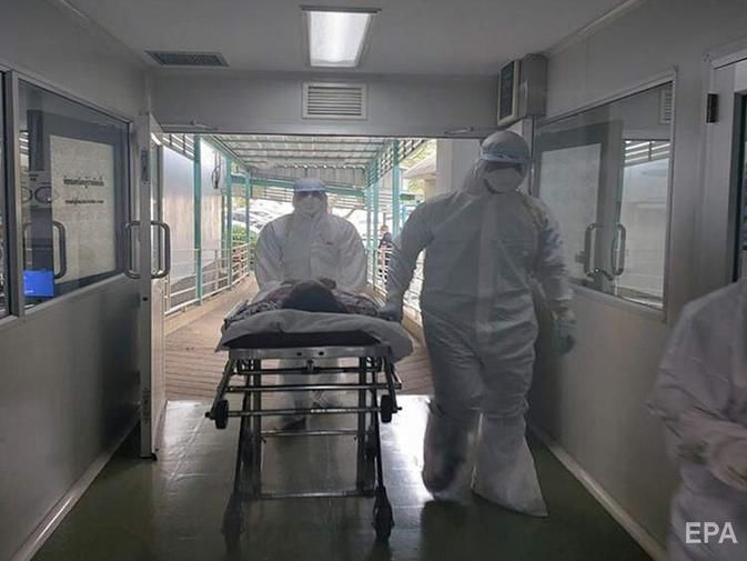 В Китае жертвами нового коронавируса стали девять человек