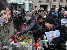 В Киеве почтили память первых погибших из Небесной сотни. Фоторепортаж