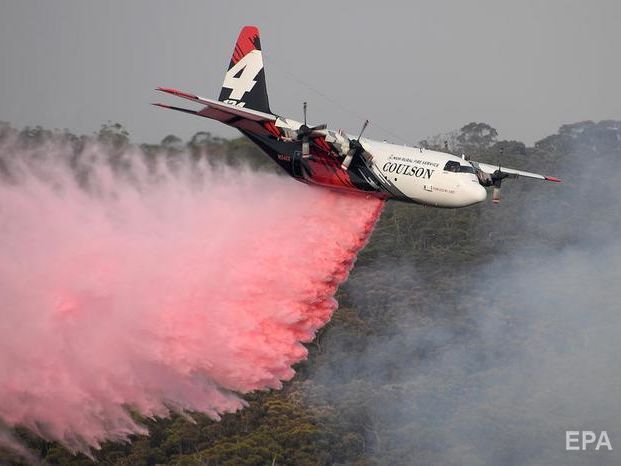 ﻿В Австралії з радарів зник літак, який гасив лісові пожежі
