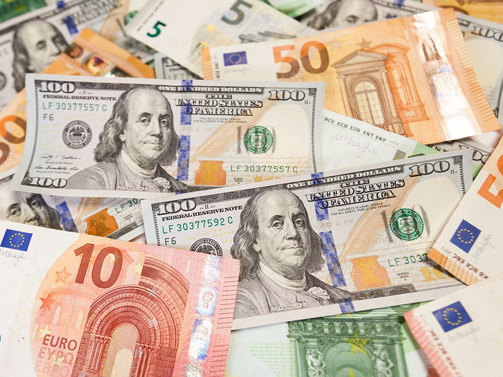 Чаще всего в Украине подделывают 100 и 500 грн старого образца, $100 и €50 – НБУ