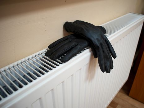 Жители почти 30 городов могут остаться без тепла из-за долгов — 