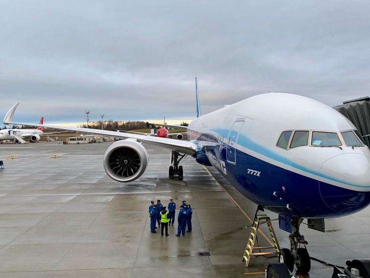 ﻿У повітря піднявся перший літак Boeing 777X
