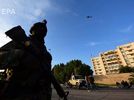 ﻿Багдад зазнав обстрілу, ракети влучили на територію посольства США – ЗМІ
