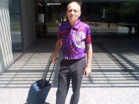 “Мне нужны ответы“. Австралиец, называющий себя сыном принца Чарльза, потребовал от наследника британского престола сдать тест ДНК 