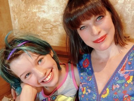 12-летняя дочь Йовович снялась для журнала Love