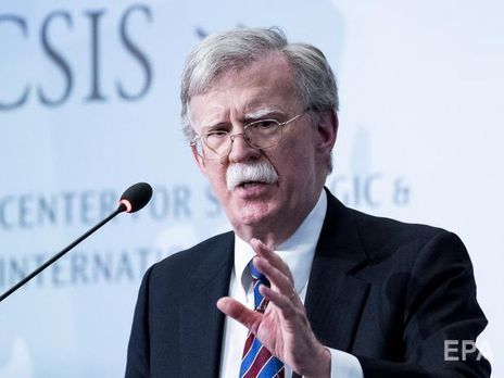 В Белом доме заявили, что Болтон не может опубликовать свою книгу