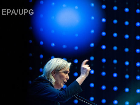 Ле Пен заявила о намерении провести во Франции референдум по выходу из ЕС в случае избрания ее президентом