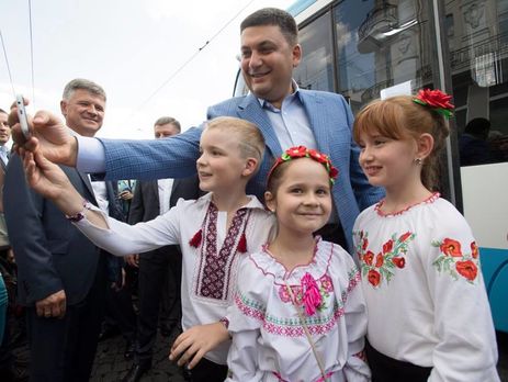 Гройсман: В Украине нет оснований для обесценивания гривны