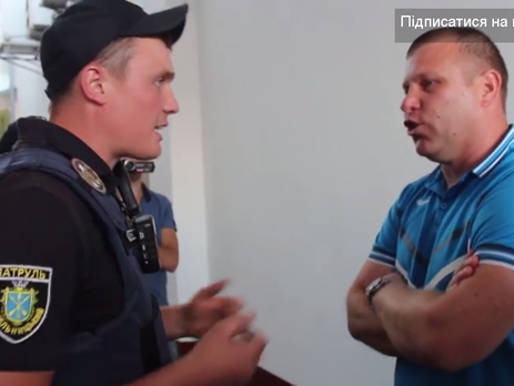 После матча Второй лиги в Хмельницком футболисты устроили драку, полиция применила газ. Видео