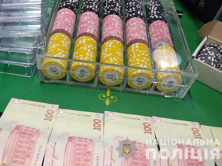 В Полтавской области полиция разоблачила два подпольных покерных клуба