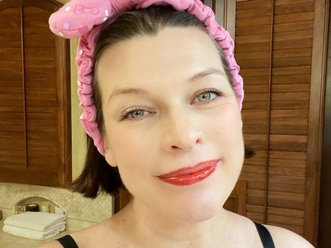 Йовович стала мамой в третий раз