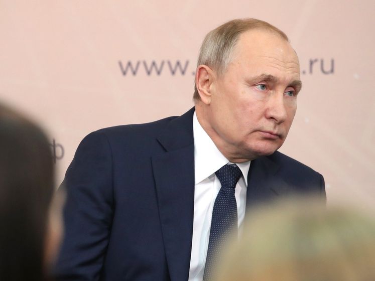 Путин заявил, что предложил поправки к конституции РФ не для того, чтобы продлить свои полномочия