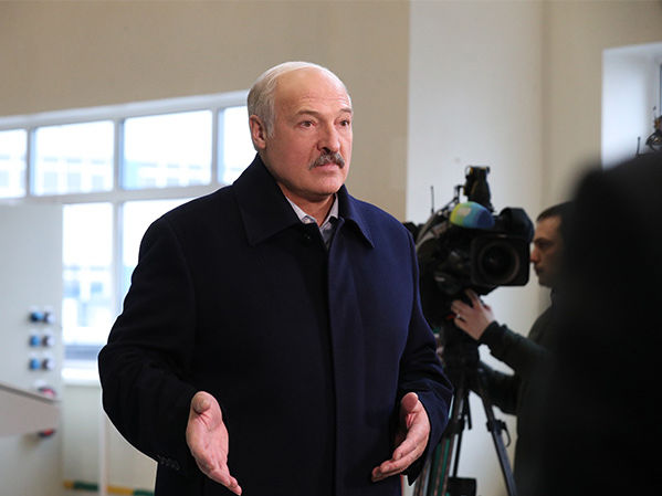 "Это будет момент истины". Лукашенко сообщил, что 7 февраля встретится с Путиным