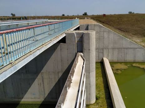В администрации канала говорили, что подавать воду с материковой Украины в Крым технически невозможно