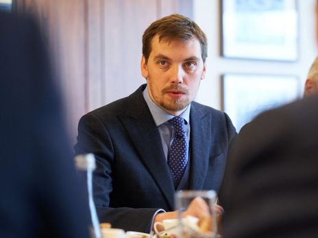 Кабмин Украины привязал зарплату министров к средней зарплате по стране