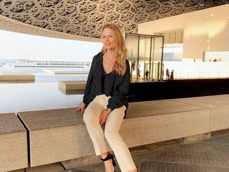 Фреймут показала, как правильно держать чайную и кофейную чашки