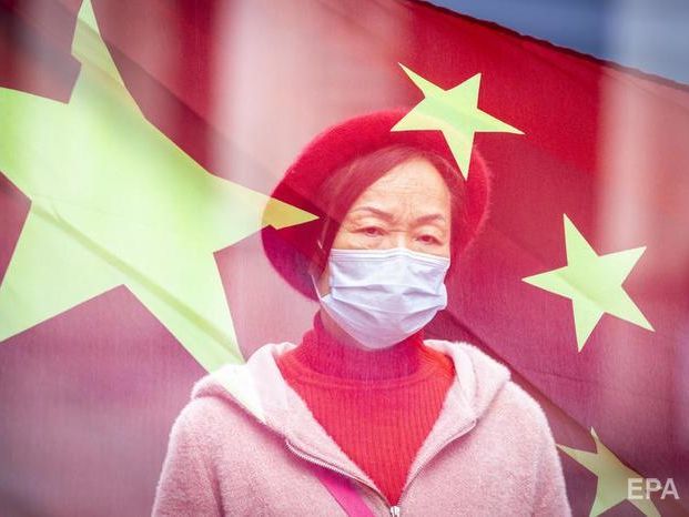 В Китае число погибших от нового коронавируса составило 636 человек