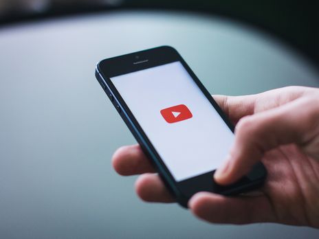 ﻿Google уперше розкрила доходи YouTube. Вони становили більш ніж $15 млрд за 2019 рік