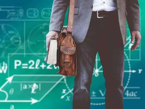 ﻿Українськкий уряд спрямував 2,2 млрд грн на зарплати вчителям