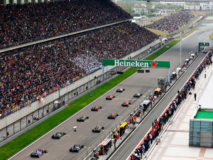 ﻿"Формула-1" перенесла Гран-прі Китаю через спалах коронавірусу