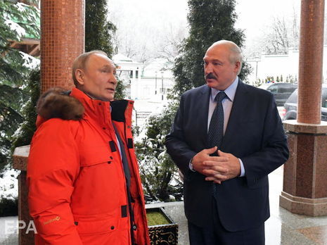 Путин предложил изменить конституцию РФ после того, как Лукашенко отказался создавать Союзное государство – Bloomberg