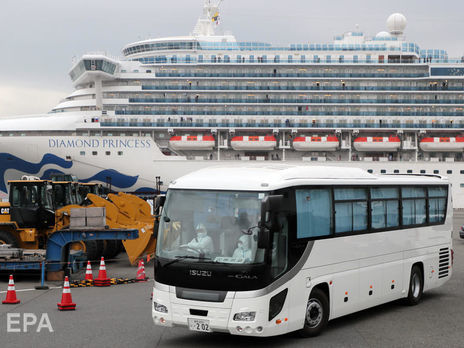 Власти Японии разрешили 11 пассажирам Diamond Princess сойти на берег