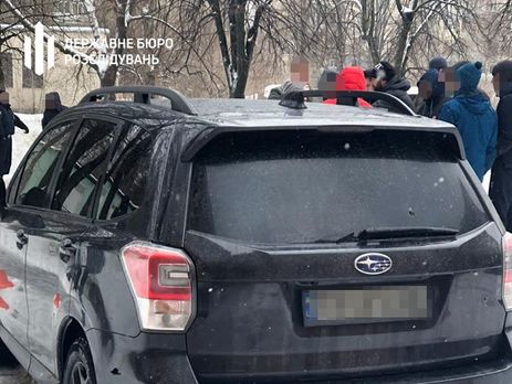 Стрельба по Subaru под Харьковом. Патрульному сообщили о подозрении, ему грозит до 10 лет лишения свободы
