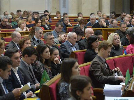 Рада рассмотрит отчет Кабмина 21 февраля