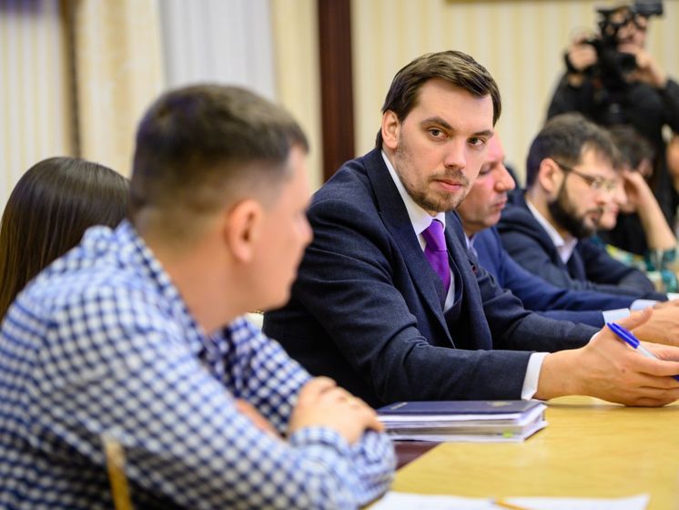 За две недели украинские предприниматели получили 27,1 млн грн по программе “Доступные кредиты” – Гончарук