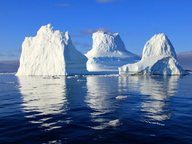 ﻿Гренландія планує продавати воду льодовиків, що тануть