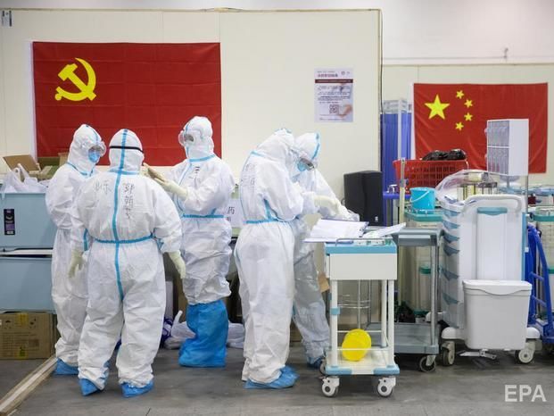 ﻿У Китаї помер директор клініки, де лікують заражених коронавірусом