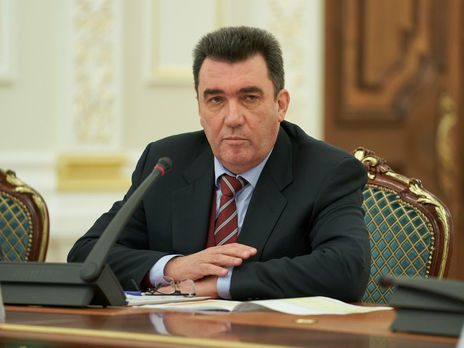 Данилов утверждает, что со стороны ОРДЛО в совместные патрули смогут входить только невооруженные люди