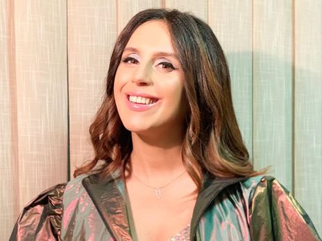 Беременная вторым ребенком Джамала показала архивные снимки с голым животом