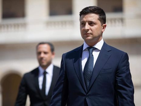 Зарплата Зеленского за месяц составила 28 тыс. грн