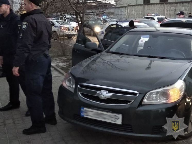 ﻿У Львові зі стріляниною викрали людину