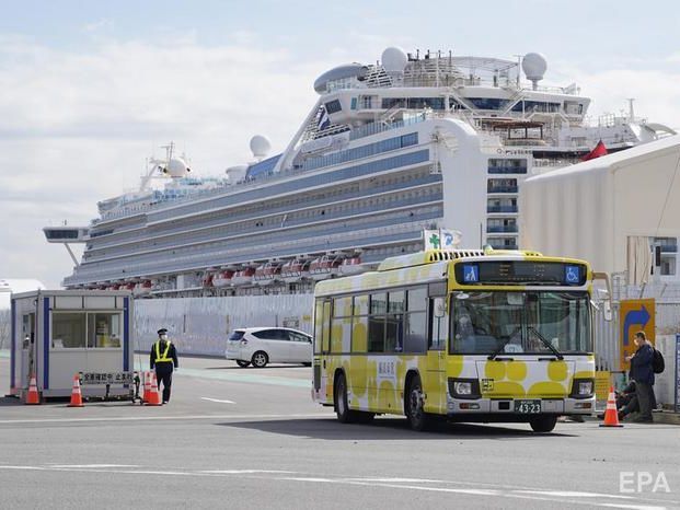 ﻿Із круїзного лайнера Diamond Princess без перевірки на коронавірус зійшло 23 пасажири – МОЗ Японії