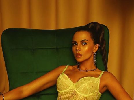 Каменских в нижнем белье станцевала перед камерой