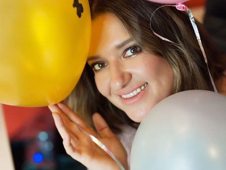 Могилевская показала, как выглядит с пышными длинными волосами