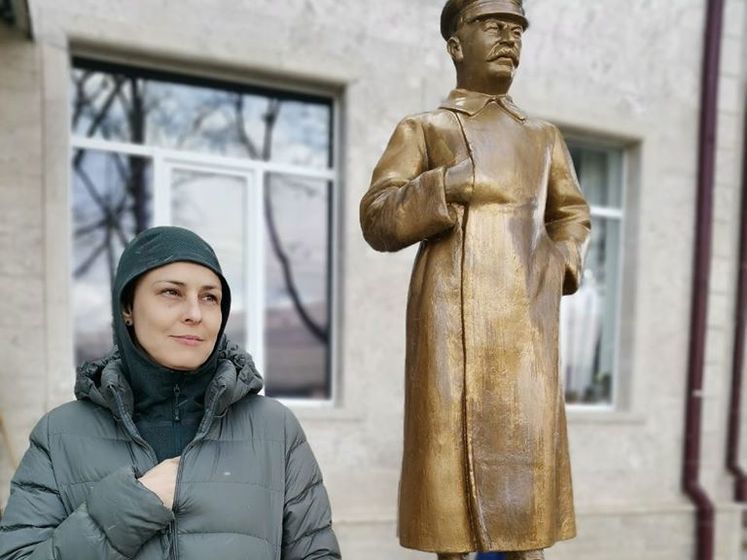 ﻿Чичеріна оприлюднила фото нібито з "Борисполя", у Держприкордонслужбі заявили, що в Україну вона не в'їжджала