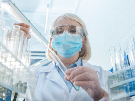 Нардеп Устинова заявила, что Украина собирается проводить тесты на коронавирус российскими системами. Производитель сообщил, что российские только реагенты