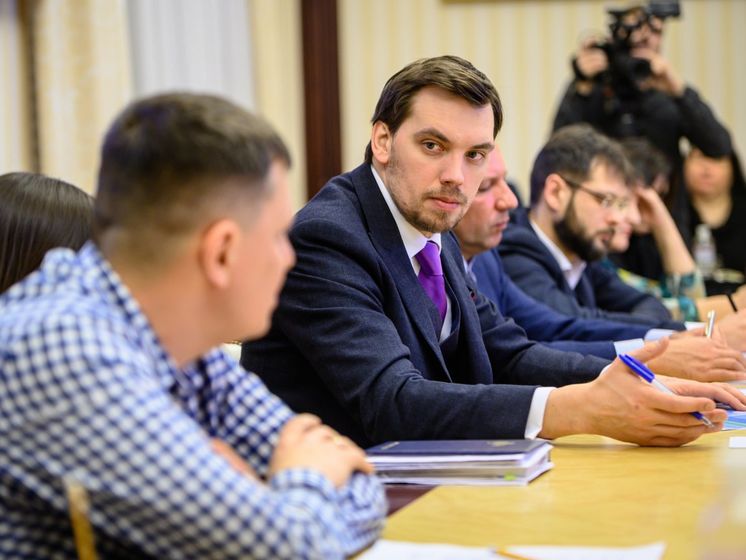 44% українців вважає, що уряд Гончарука потрібно відправити у відставку – дослідження