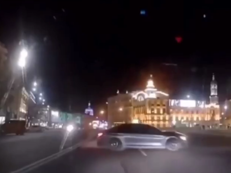 Возле места смертельной аварии в Харькове водитель BMW устроил дрифт, полиция установила собственника машины