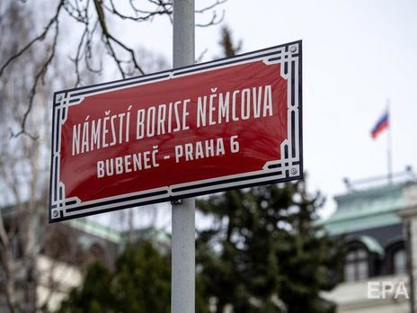 ﻿У Празі та Москві вшанували пам'ять Нємцова. Фоторепортаж