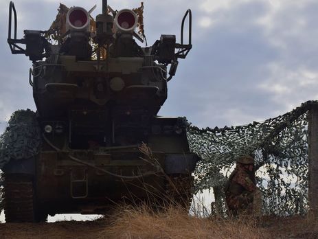 Боевики на Донбассе шесть раз открывали огонь по позициям сил ООС, один украинский военный погиб, один ранен